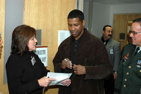 Denzel Washington at Brook Army Medical Center